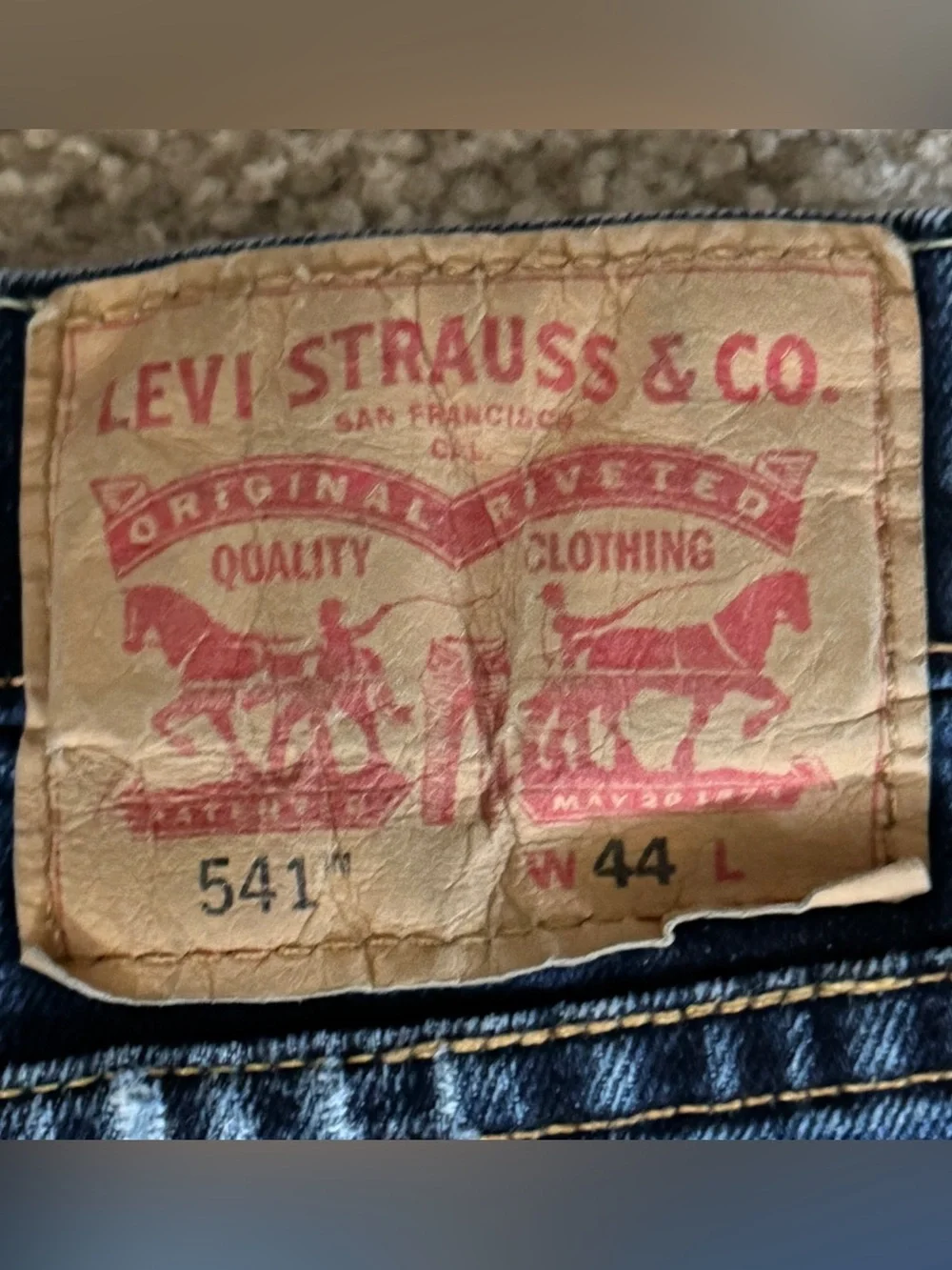 Levi’s 541 Men’s Denim Shorts - W44